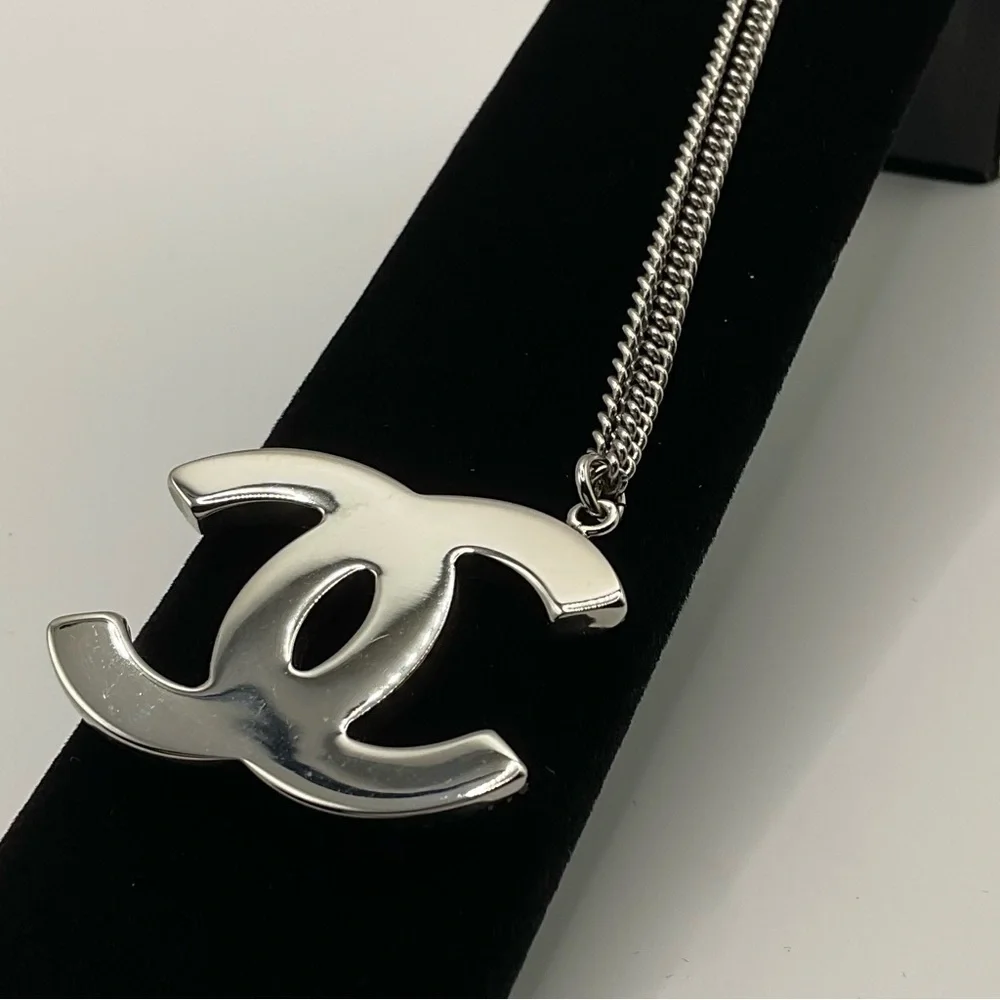 Chanel Silver and Black Rhinestone Pendant Necklace - Picture 7 of 12